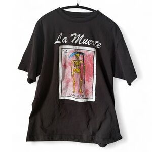 La Muerte Graphic Tee